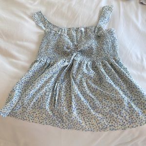 Light blue tank with adjustable top